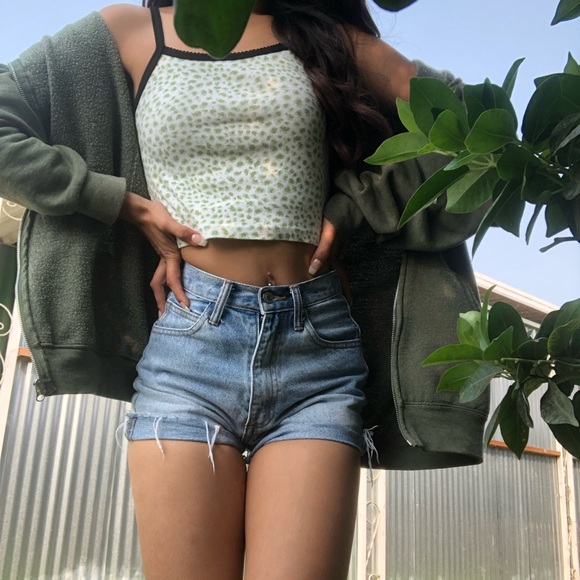 Green cheetah belle top - Picture 2 of 2